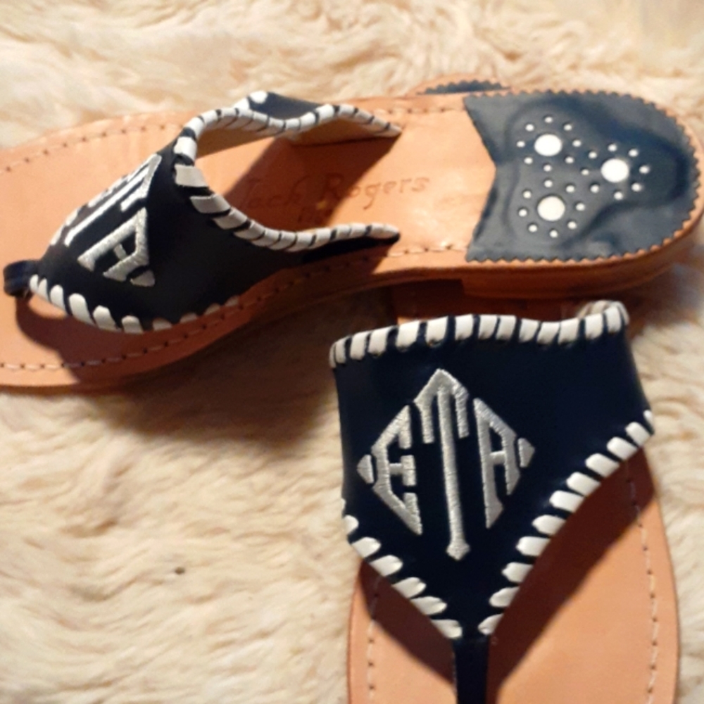 Jack Rofers size 8-m navy color/ white